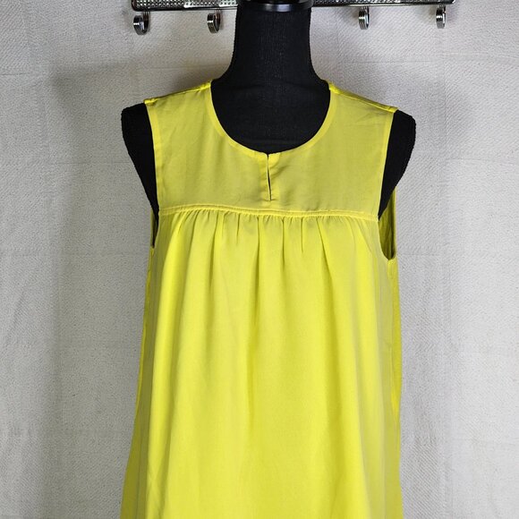 Betsey's Boutique Shop Bright Yellow Slit Clasp Front Closure Blouse Tank Size M - Picture 3 of 16